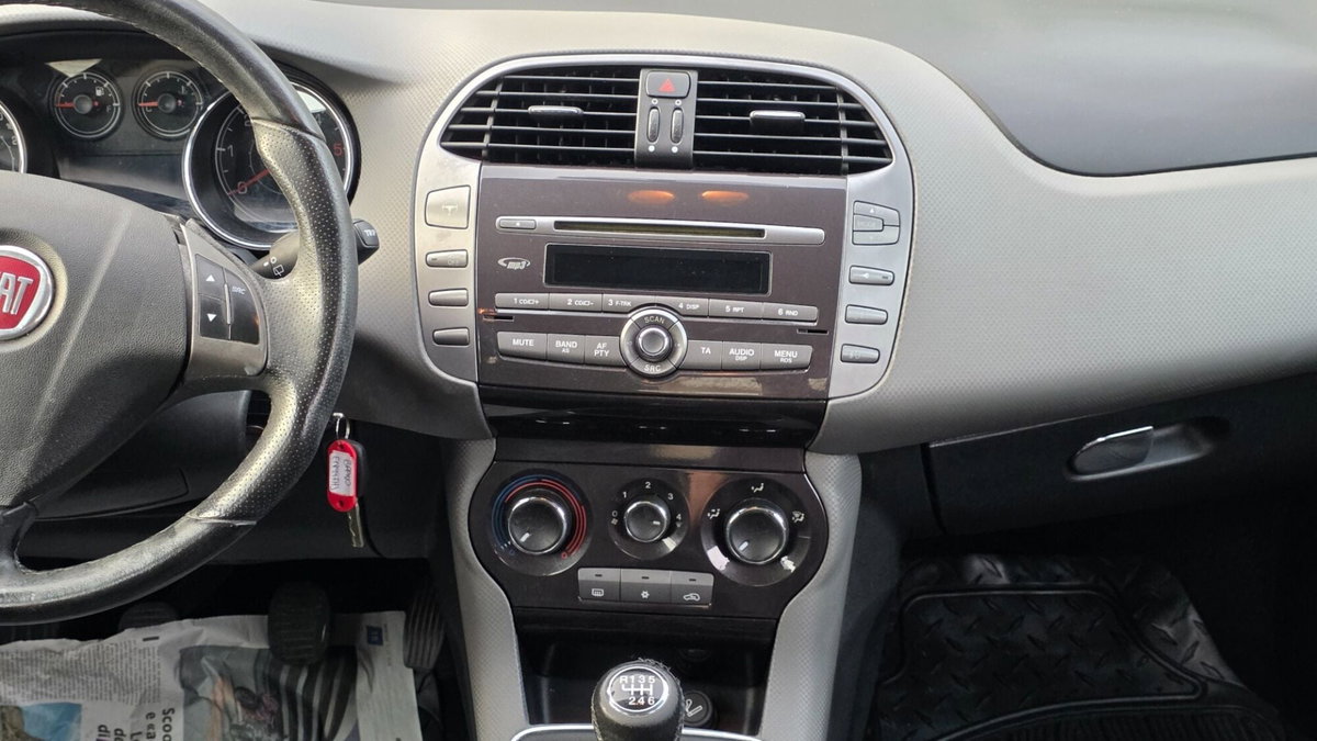 Fiat Bravo 1.6 MJT 120 CV DPF Street (12)