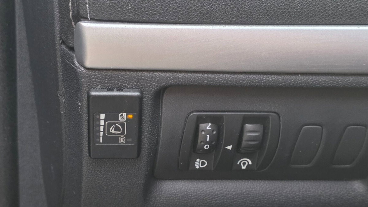 Renault Clio 1.2 16V 5 porte GPL Dynamique (16)