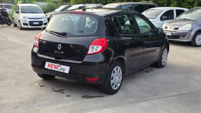 Renault Clio 1.2 16V 5 porte GPL Dynamique (4)