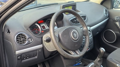 Renault Clio 1.2 16V 5 porte GPL Dynamique (6)