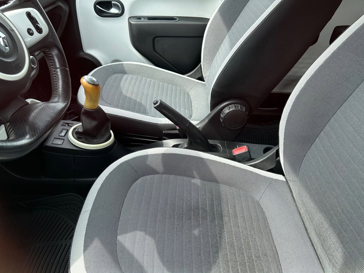 Renault Twingo SCe Zen (6)