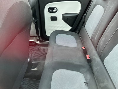 Renault Twingo SCe Zen (7)