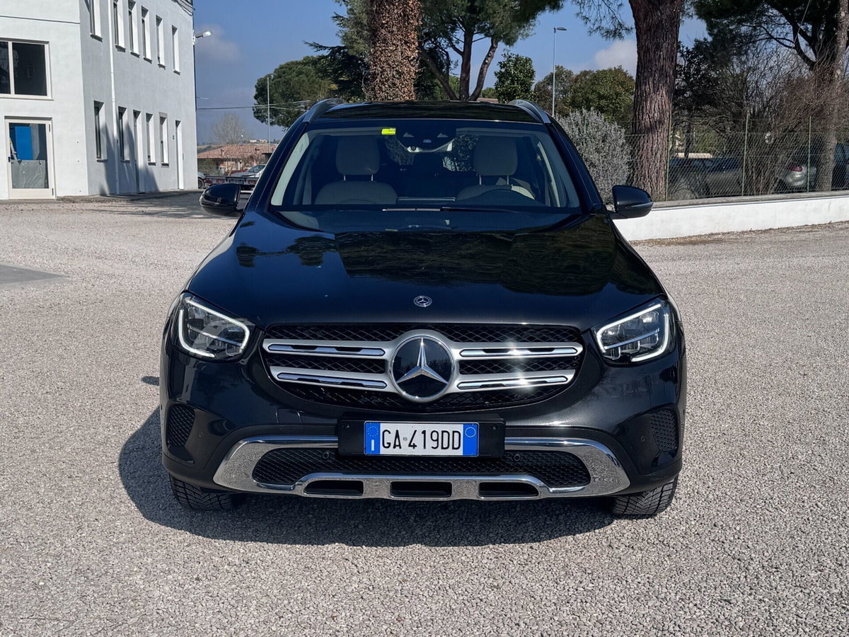 Mercedes-Benz GLC SUV 200 d 4Matic Sport (2)