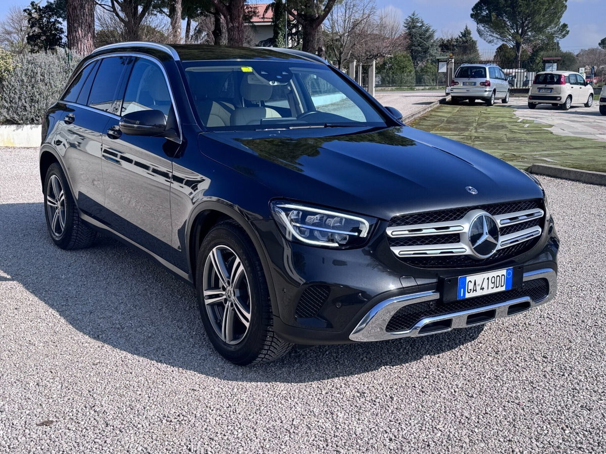 Mercedes-Benz GLC SUV 200 d 4Matic Sport (3)