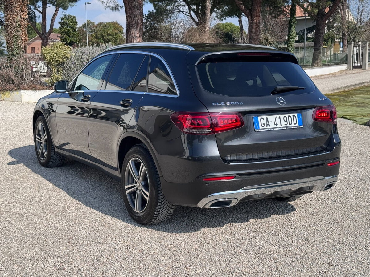 Mercedes-Benz GLC SUV 200 d 4Matic Sport (5)