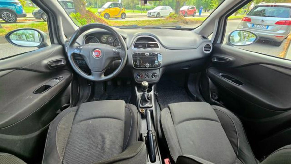 Fiat Punto 1.4 8V 5 porte Easypower Lounge (14)