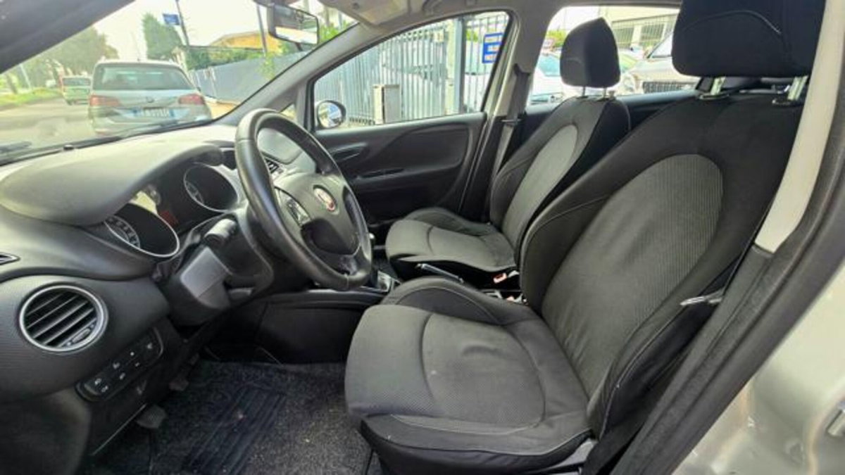 Fiat Punto 1.4 8V 5 porte Easypower Lounge (18)