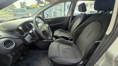 Fiat Punto 1.4 8V 5 porte Easypower Lounge (18)