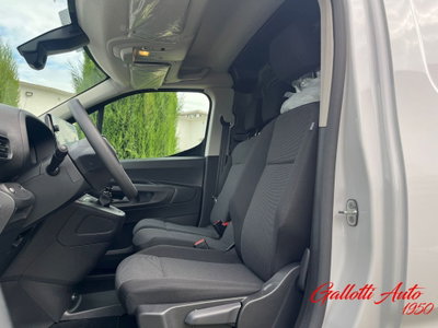 Fiat Doblò Furgone van d.cab XL 1.5 diesel 130cv auto (11)