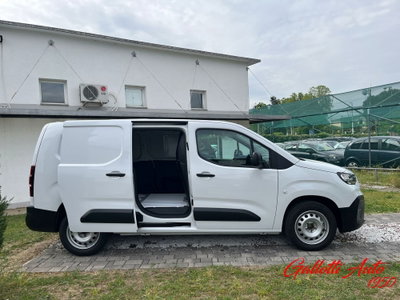 Fiat Doblò Furgone van d.cab XL 1.5 diesel 130cv auto (3)