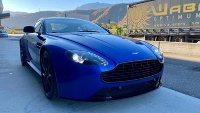 Aston Martin V8 Vantage Coupé V8 Vantage S Coupé Sportshift (3)