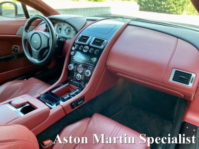 Aston Martin V8 Vantage Coupé V8 Vantage S Coupé Sportshift (11)