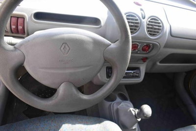 Renault Twingo 1.2i cat Expression (11)