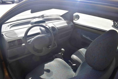 Renault Twingo 1.2i cat Expression (6)
