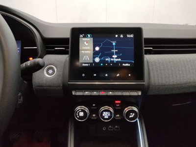 Renault Clio 1.0 tce Techno 90cv (13)