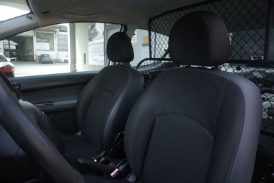 Peugeot 206 HDi 70CV 3p. XAD Van FAP (10)