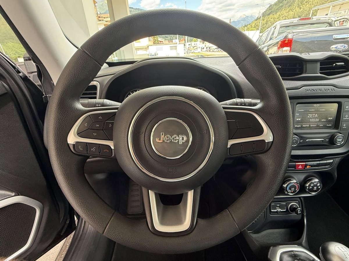 Jeep Renegade 1.6 E-TorQ EVO Sport (11)