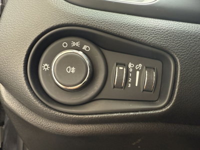 Jeep Renegade 1.6 E-TorQ EVO Sport (14)