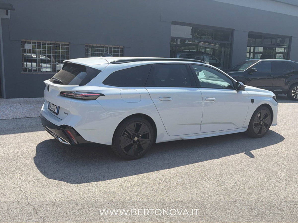 Peugeot 308 SW 1.6 hybrid phev GT 225cv e-eat8 (13)