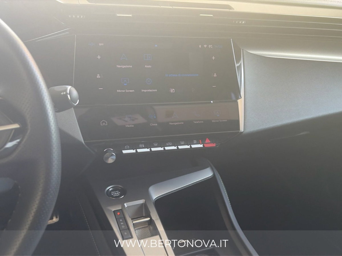 Peugeot 308 SW 1.6 hybrid phev GT 225cv e-eat8 (8)