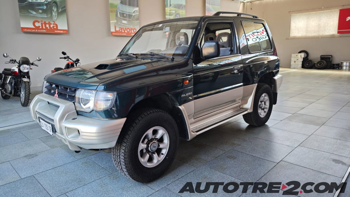 Mitsubishi Pajero 2.8 TDI Metal-top GLX Zeus (2)
