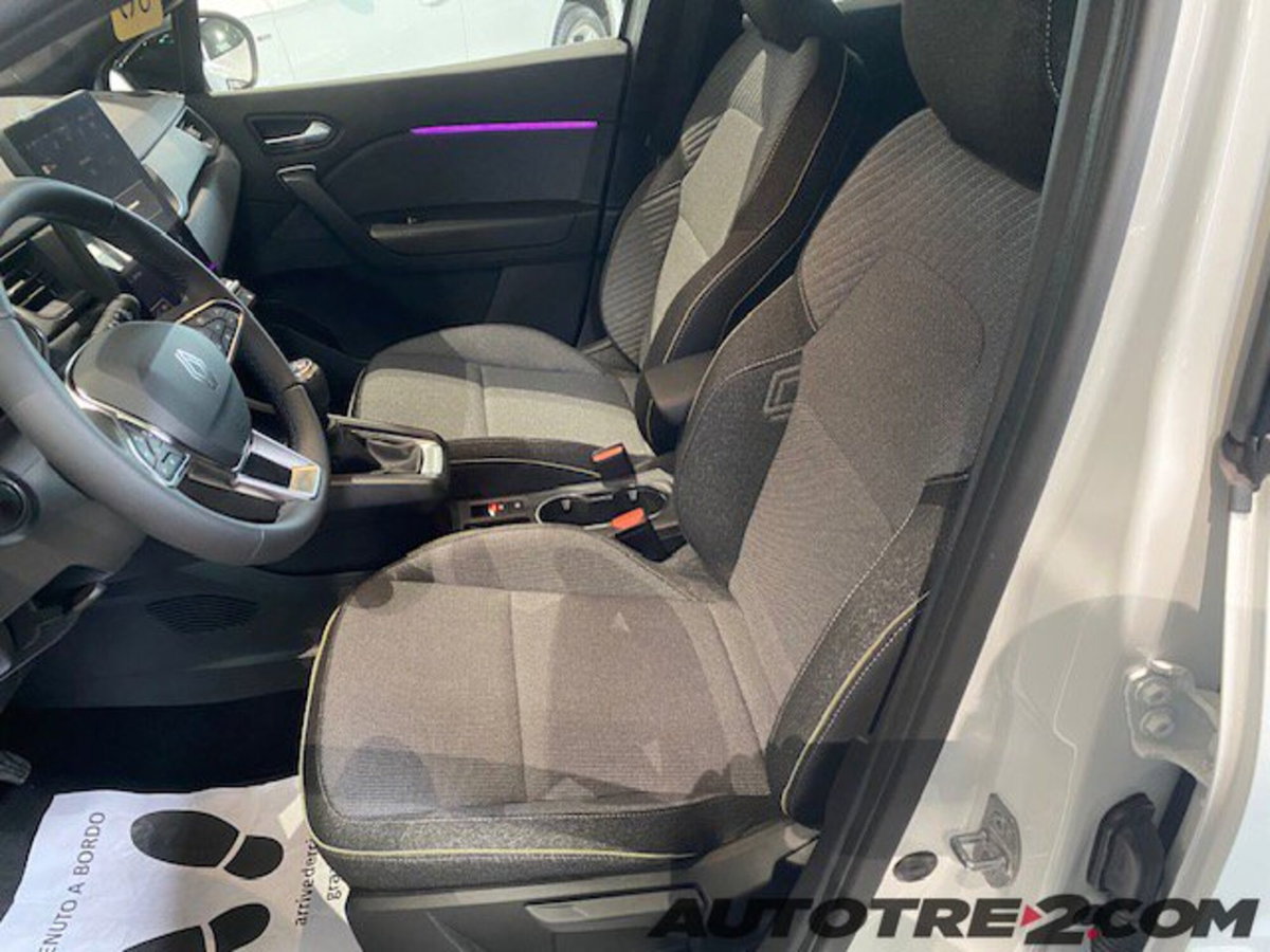 Renault Captur 1.0 eco-g Techno 100cv (10)