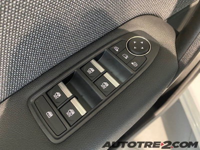 Renault Captur 1.0 eco-g Techno 100cv (12)