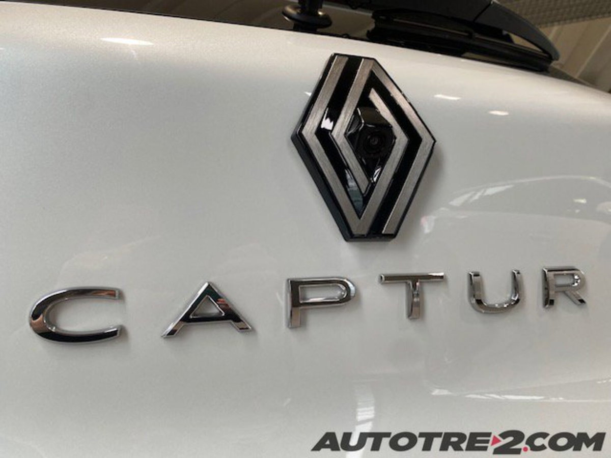 Renault Captur 1.0 eco-g Techno 100cv (6)