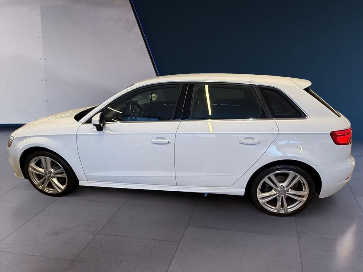 Audi A3 Sportback 35 TFSI S tronic Business (6)