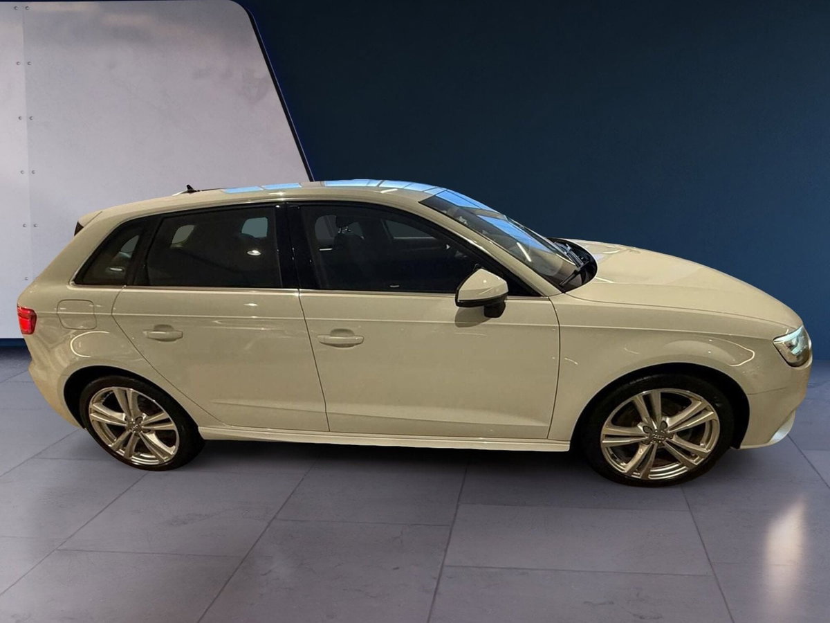 Audi A3 Sportback 35 TFSI S tronic Business (7)