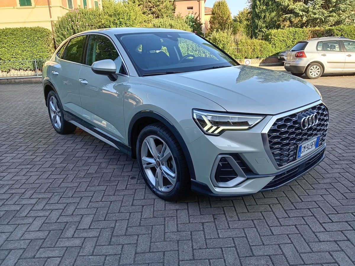 Audi Q3 Sportback 35 TDI quattro S tronic S line edition (5)