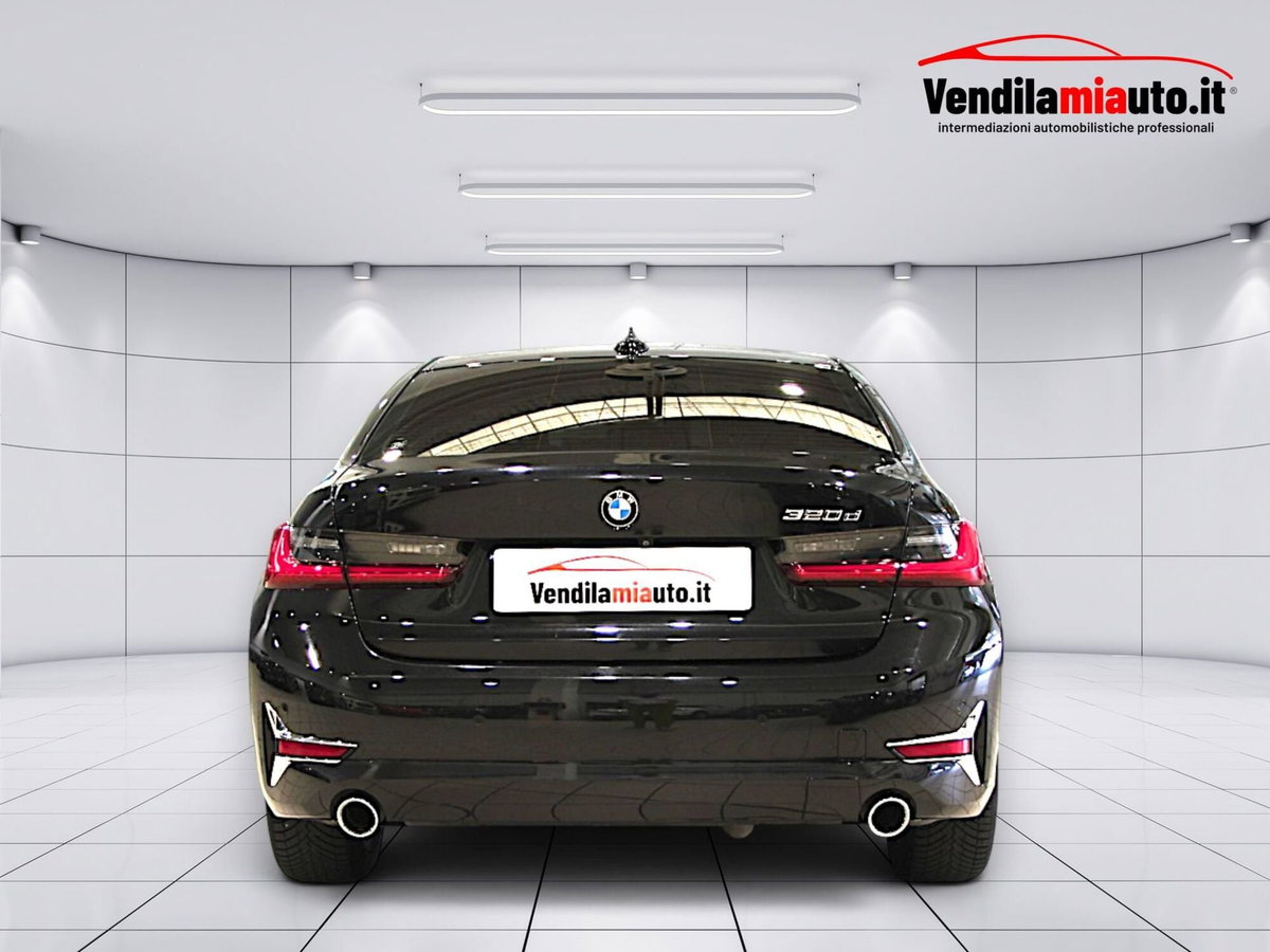 BMW Serie 3 320d Luxury (6)