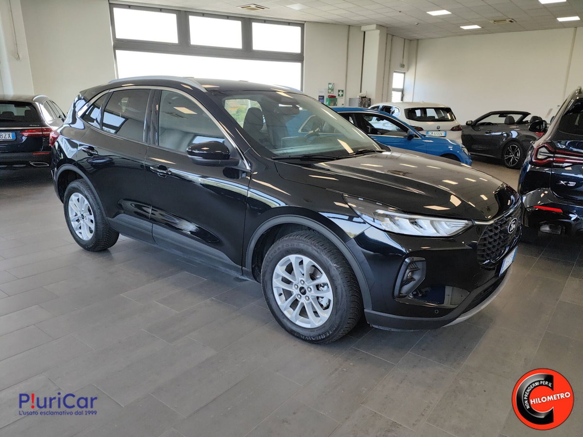 Ford Kuga 1.5 ecoboost Titanium 2wd 150cv (2)