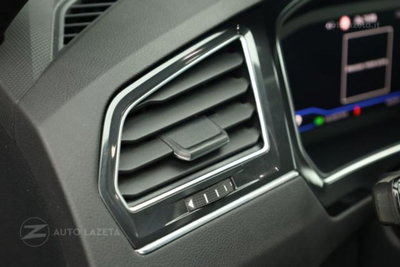 Volkswagen Tiguan 2.0 TDI 150 CV SCR DSG 4MOTION R-Line (16)