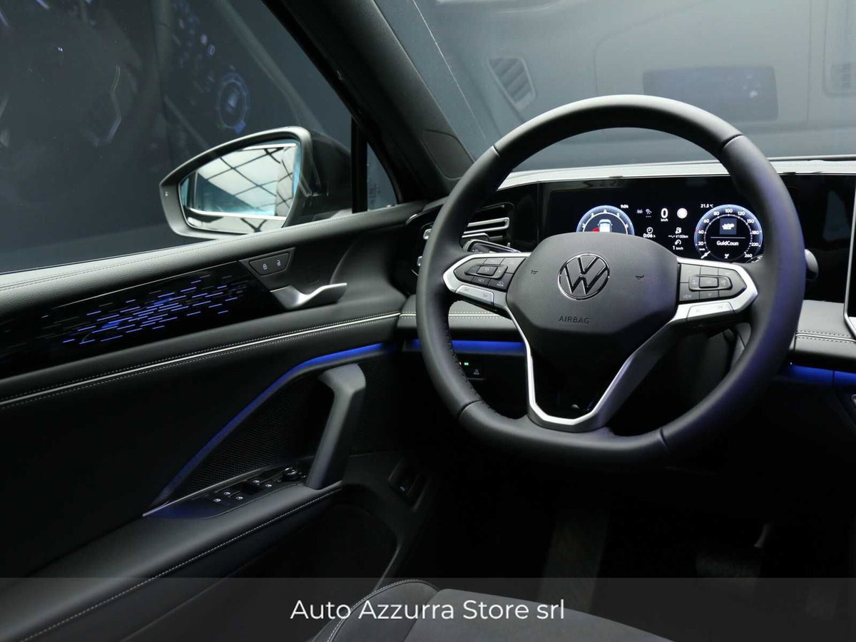 Volkswagen Tiguan 1.5 etsi Elegance 150cv dsg (11)