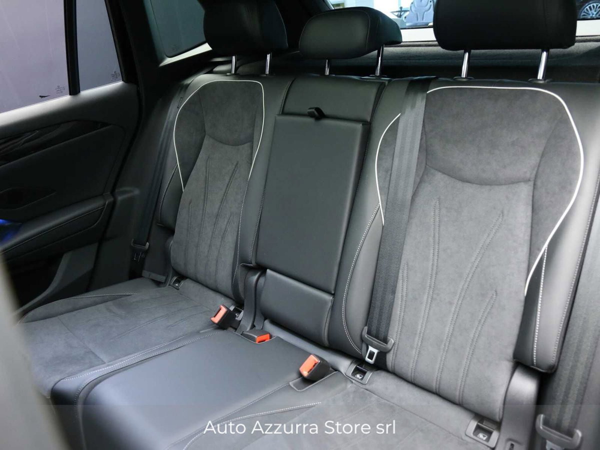 Volkswagen Tiguan 1.5 etsi Elegance 150cv dsg (14)