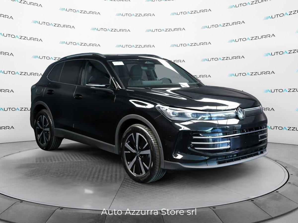 Volkswagen Tiguan 1.5 etsi Elegance 150cv dsg (2)