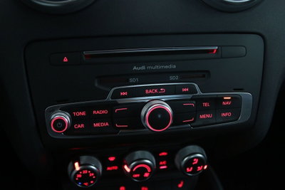 Audi A1 1.0 82 CV TFSI Design (16)