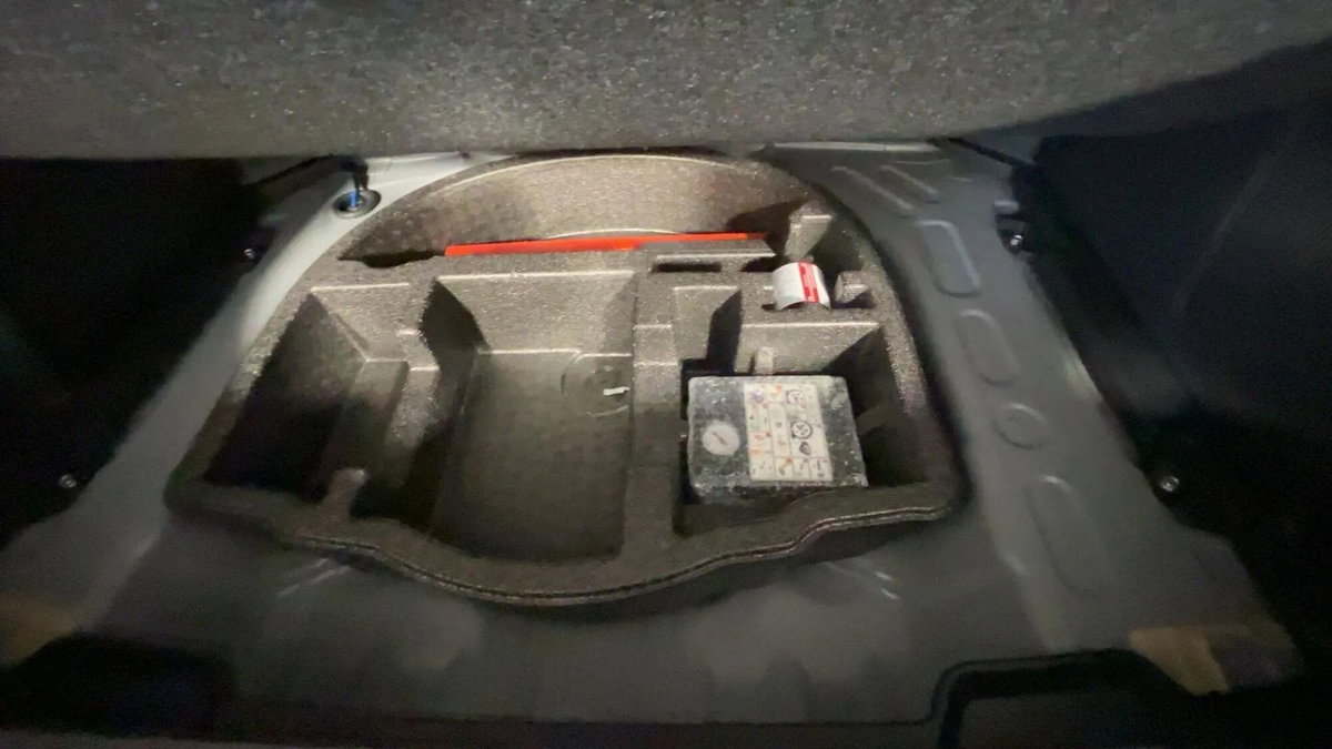 Toyota Yaris Cross Trend fwd 115cv e-cvt (13)