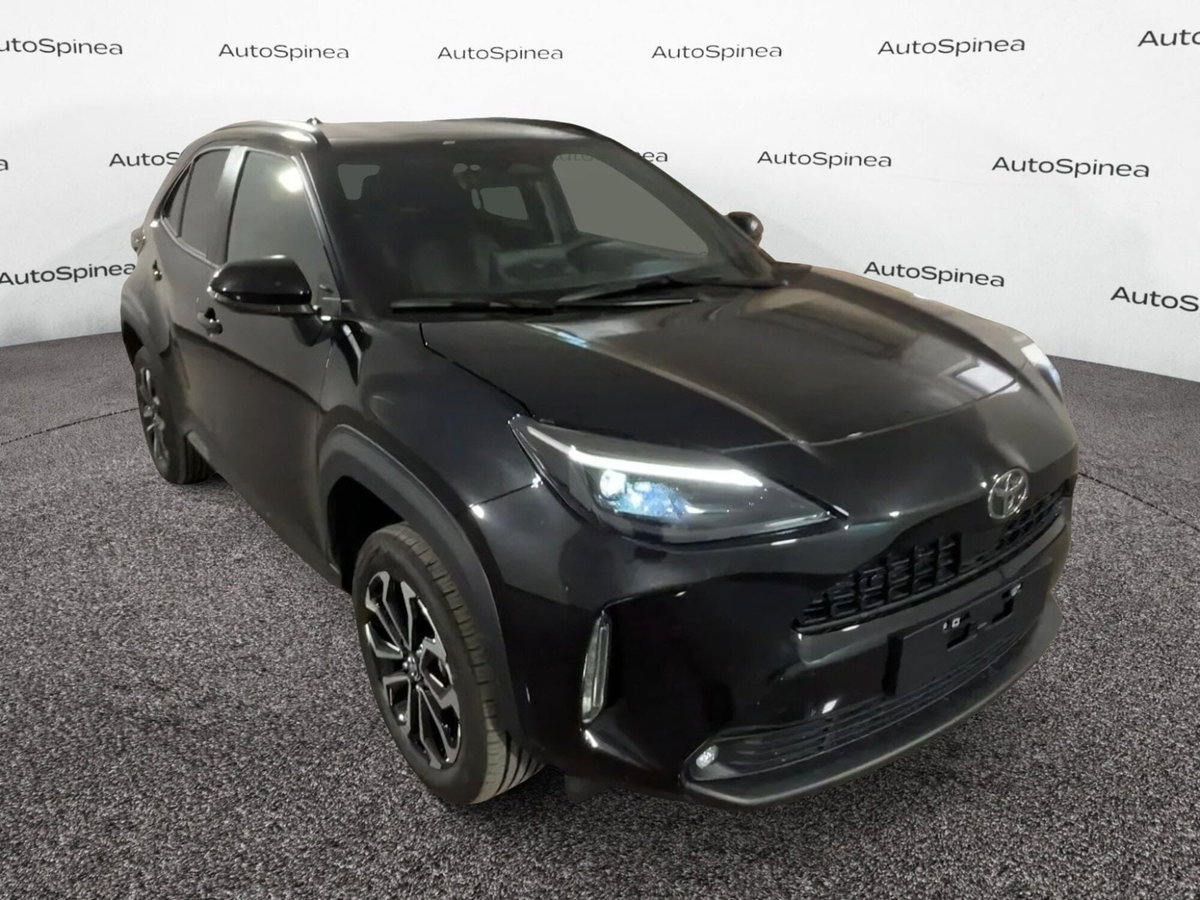 Toyota Yaris Cross Trend fwd 115cv e-cvt (3)