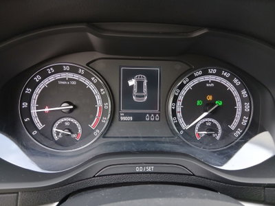 Skoda Karoq 2.0 TDI EVO SCR 4x4 DSG Style (14)