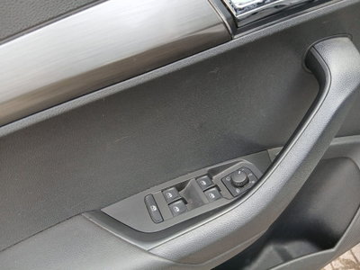 Skoda Karoq 2.0 TDI EVO SCR 4x4 DSG Style (17)
