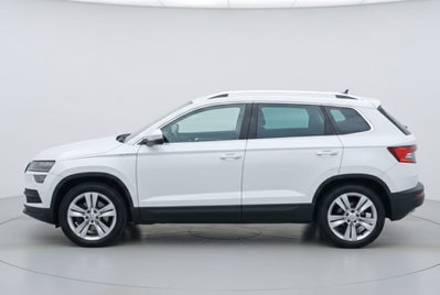 Skoda Karoq 2.0 TDI EVO SCR 4x4 DSG Style (2)