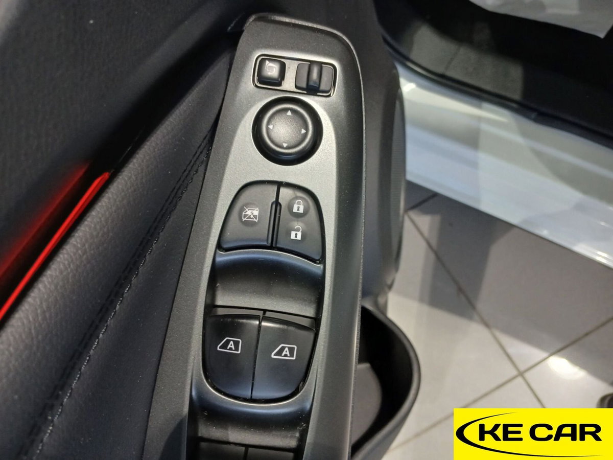 Nissan Juke 1.0 dig-t N-Connecta 114cv (18)
