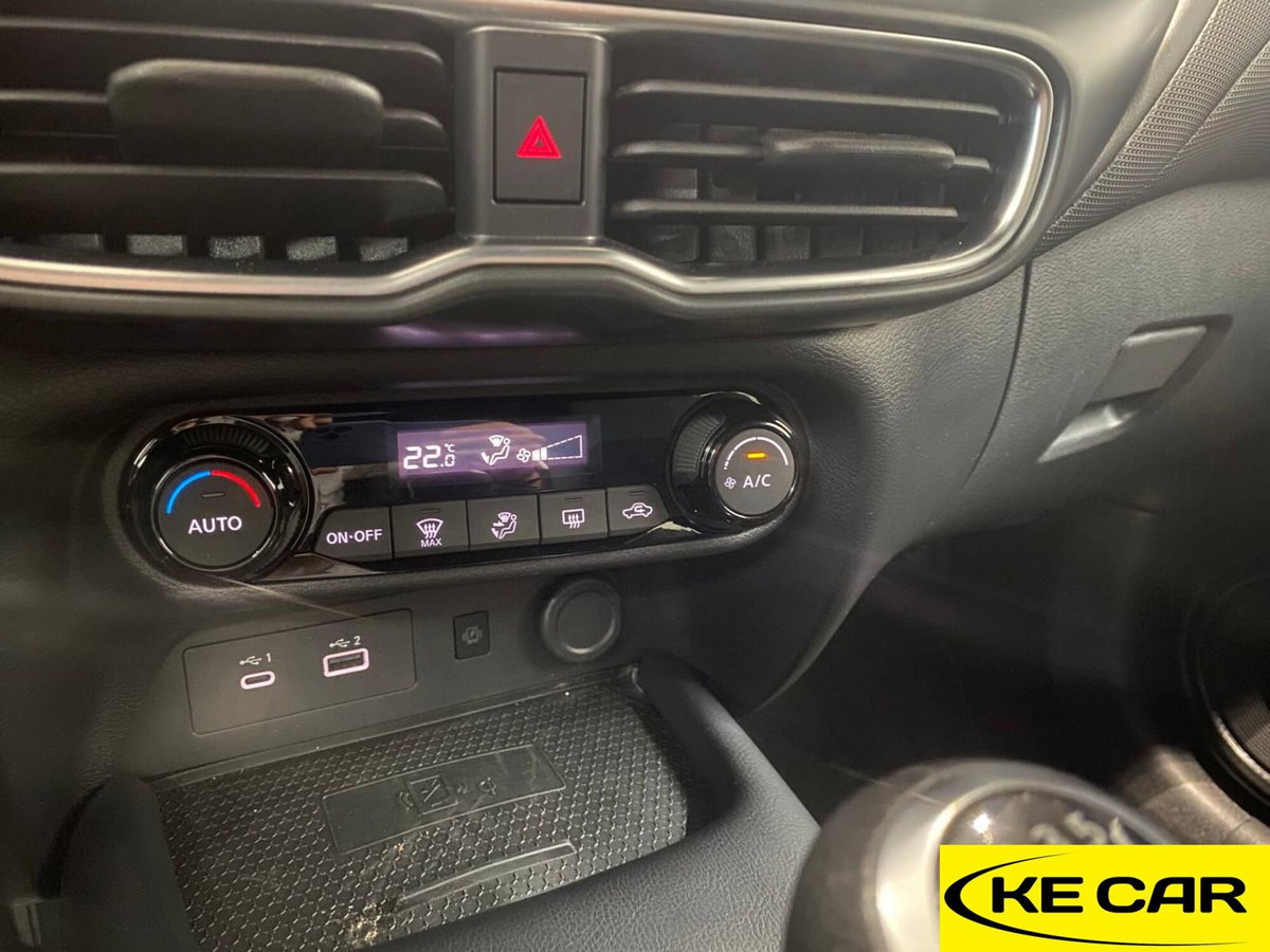 Nissan Juke 1.0 dig-t N-Connecta 114cv (13)