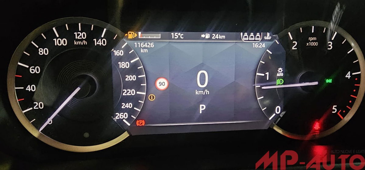 Land Rover Range Rover Velar 2.0D I4 180 CV (13)