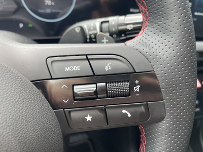 Hyundai Tucson 1.6 hev Xtech 2wd 239cv auto (11)