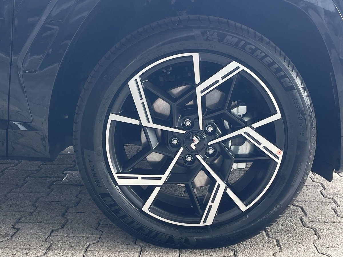 Hyundai Tucson 1.6 hev Xtech 2wd 239cv auto (18)