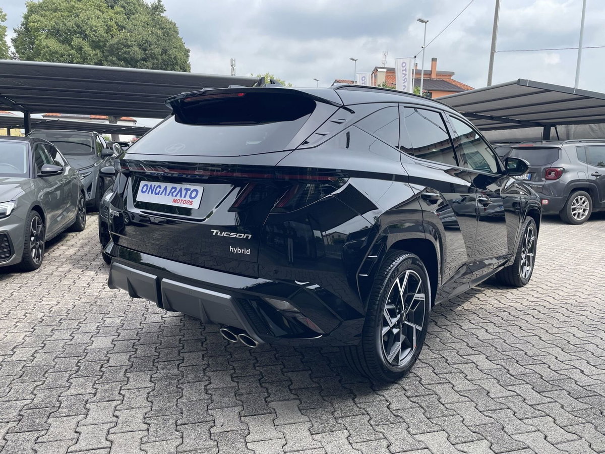 Hyundai Tucson 1.6 hev Xtech 2wd 239cv auto (4)