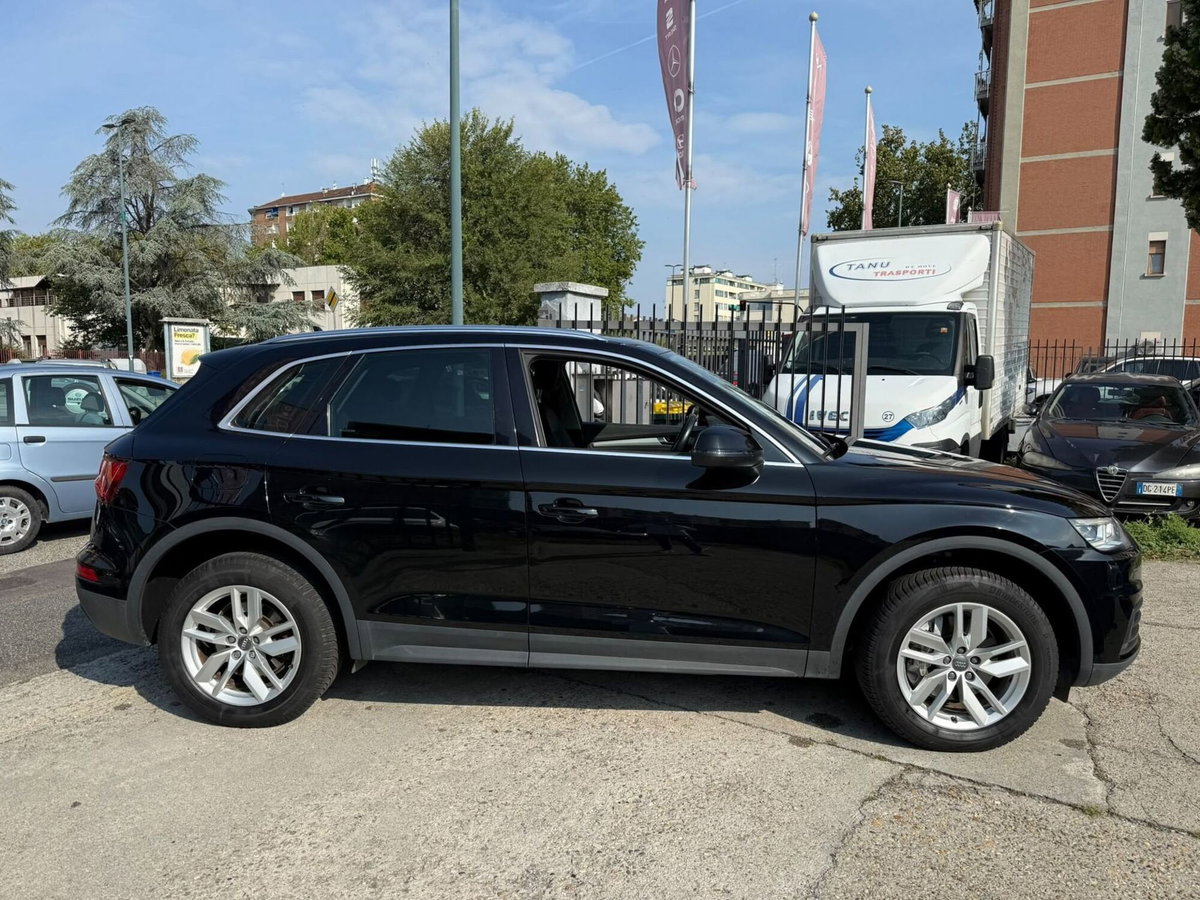 Audi Q5 40 TDI quattro S tronic S line plus (7)
